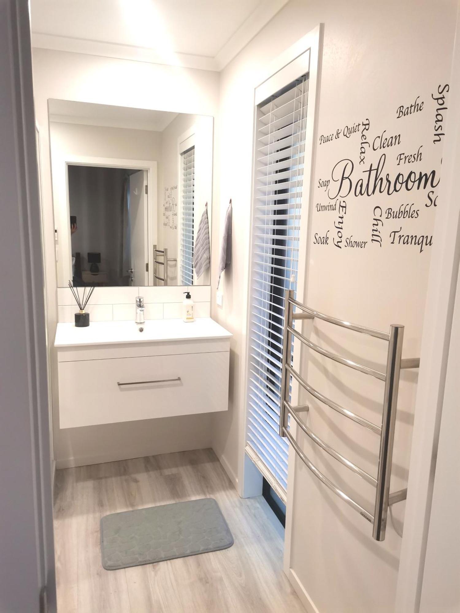 Stylish Private Guest House Ensuite Only Rolleston Εξωτερικό φωτογραφία