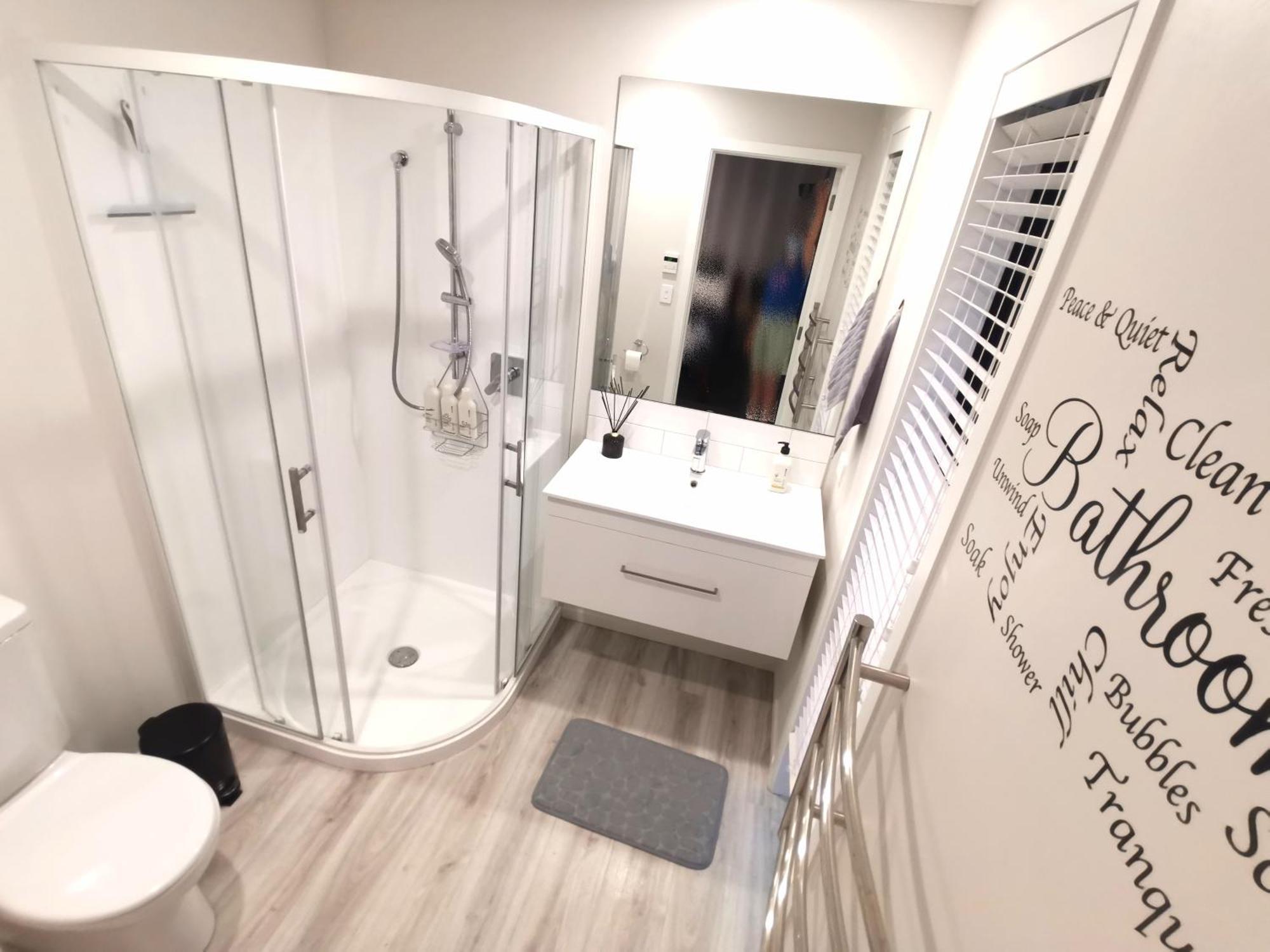 Stylish Private Guest House Ensuite Only Rolleston Εξωτερικό φωτογραφία